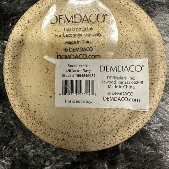 Demdaco Succulent 3 x 5 Stoneware Decorative Tabletop Oil Diffuser - Picture 11 of 11